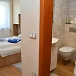 Zoeldalma Apartmanhaz *