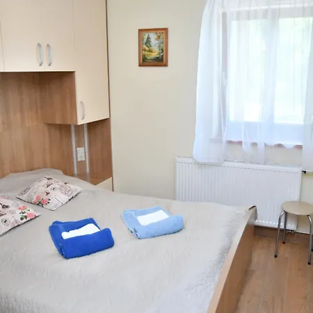 Zoeldalma Apartmanhaz Apartament Balatonalmádi