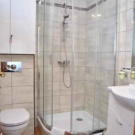 Zoeldalma Apartmanhaz