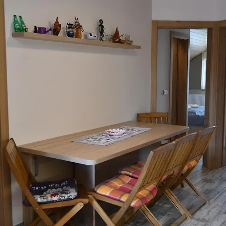 Zoeldalma Apartmanhaz Apartament Balatonalmádi