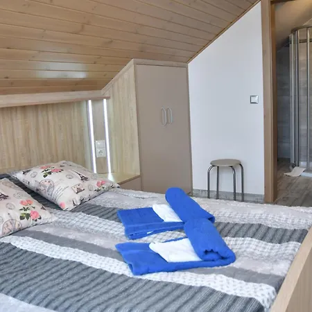 Zoeldalma Apartmanhaz Apartament Balatonalmádi