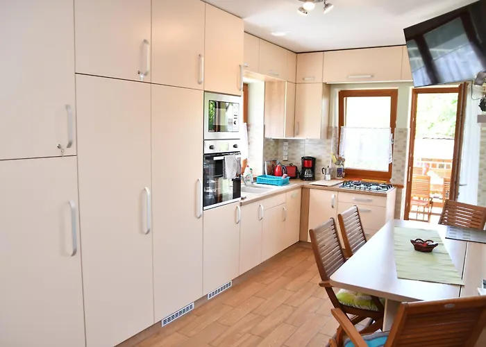 Apartment Zoeldalma Apartmanhaz