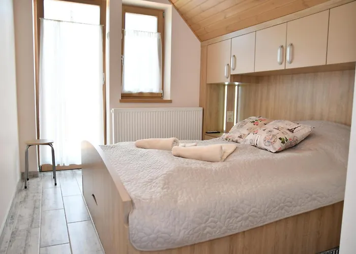 Apartment Zoeldalma Apartmanhaz