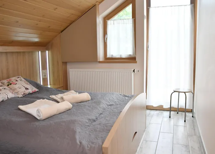 Zoeldalma Apartmanhaz Apartment Balatonalmádi